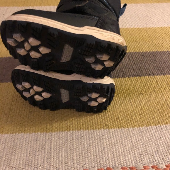 Snow boots - Picture 4 of 4